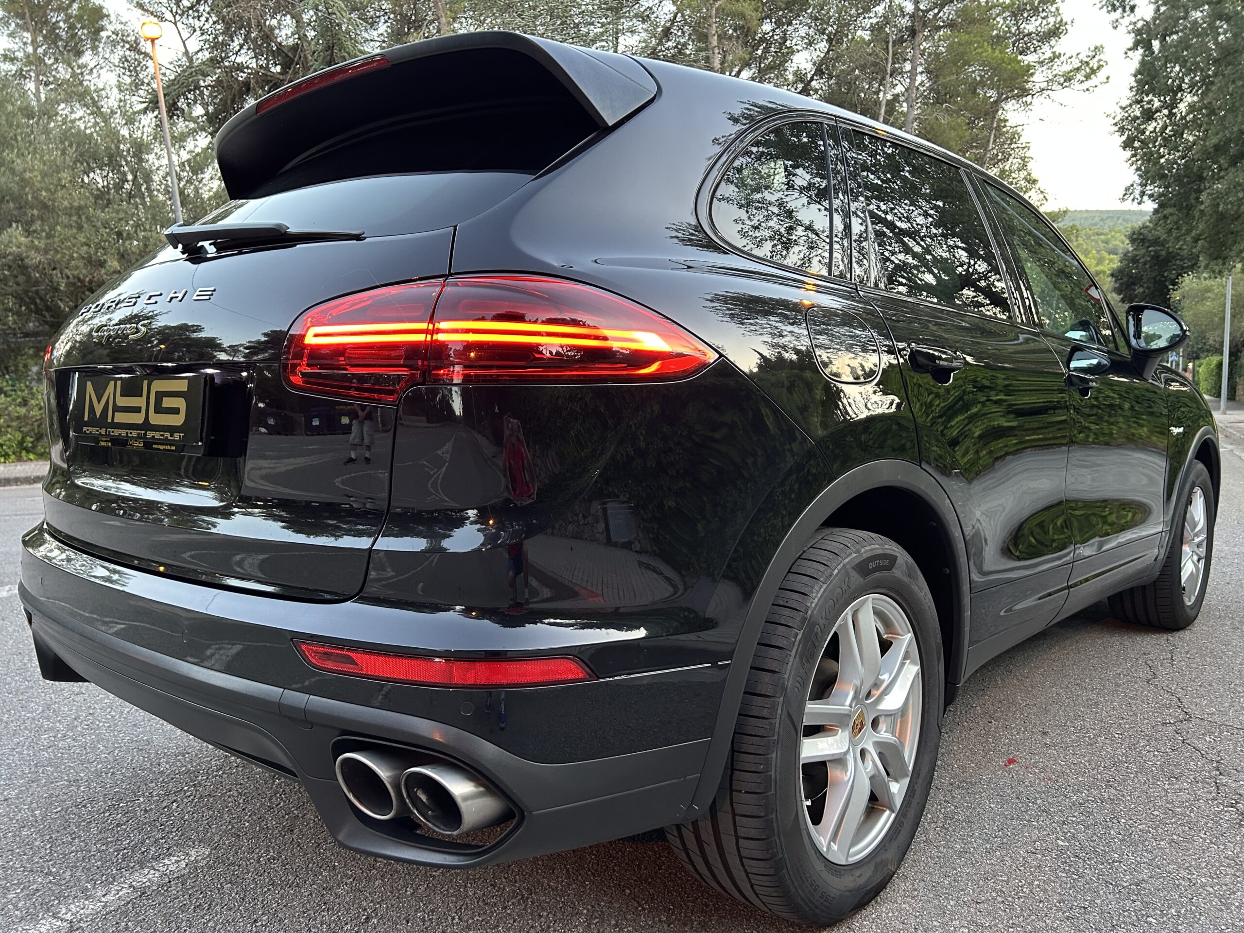Porsche Cayenne S E-Hybrid 3.0 V6 416cv-Vendido- - Imagen 6