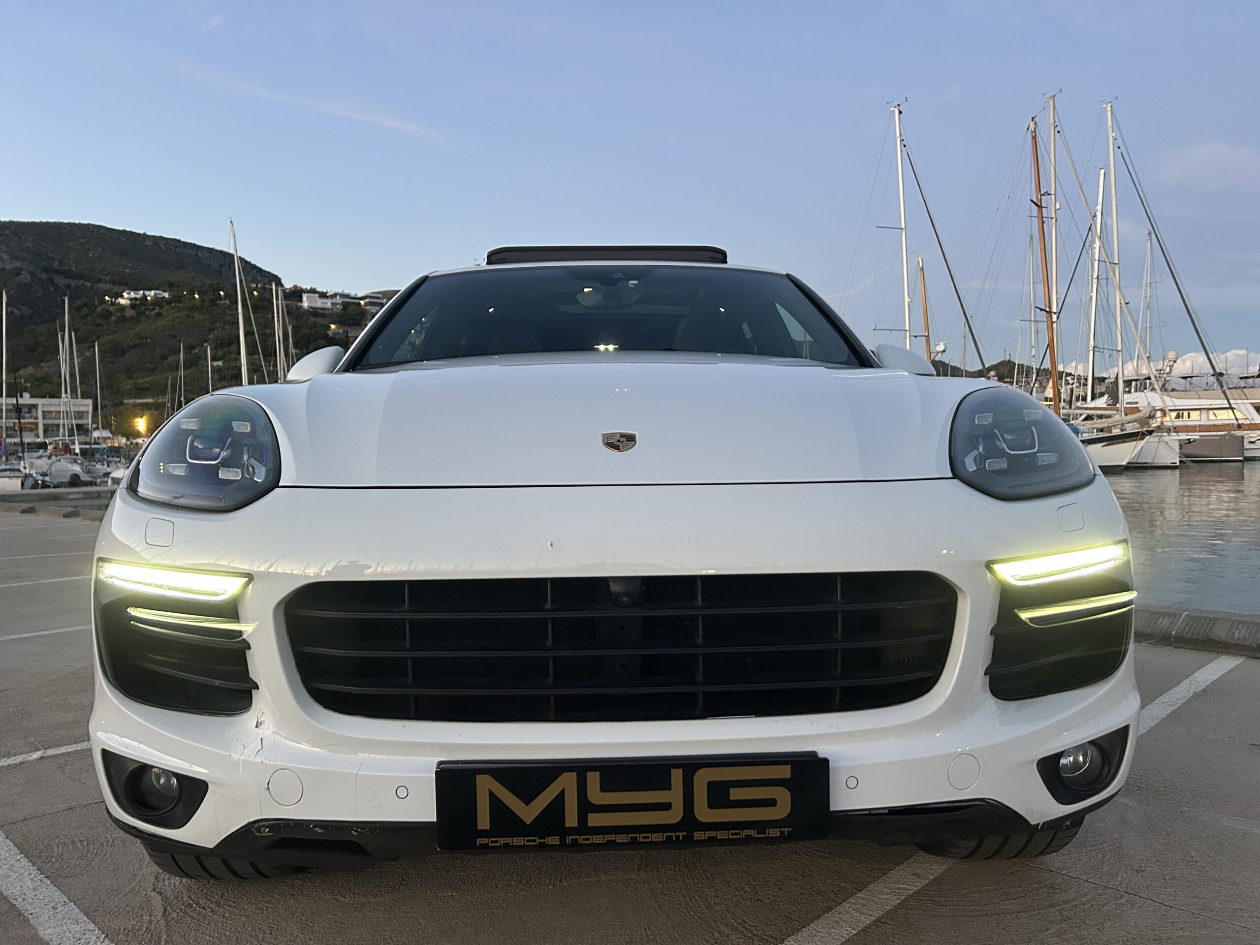 Porsche Cayenne S E-Hybrid 3.0 V6 416cv Platinum Edition 2017-Disponible Actualmente- - Imagen 2