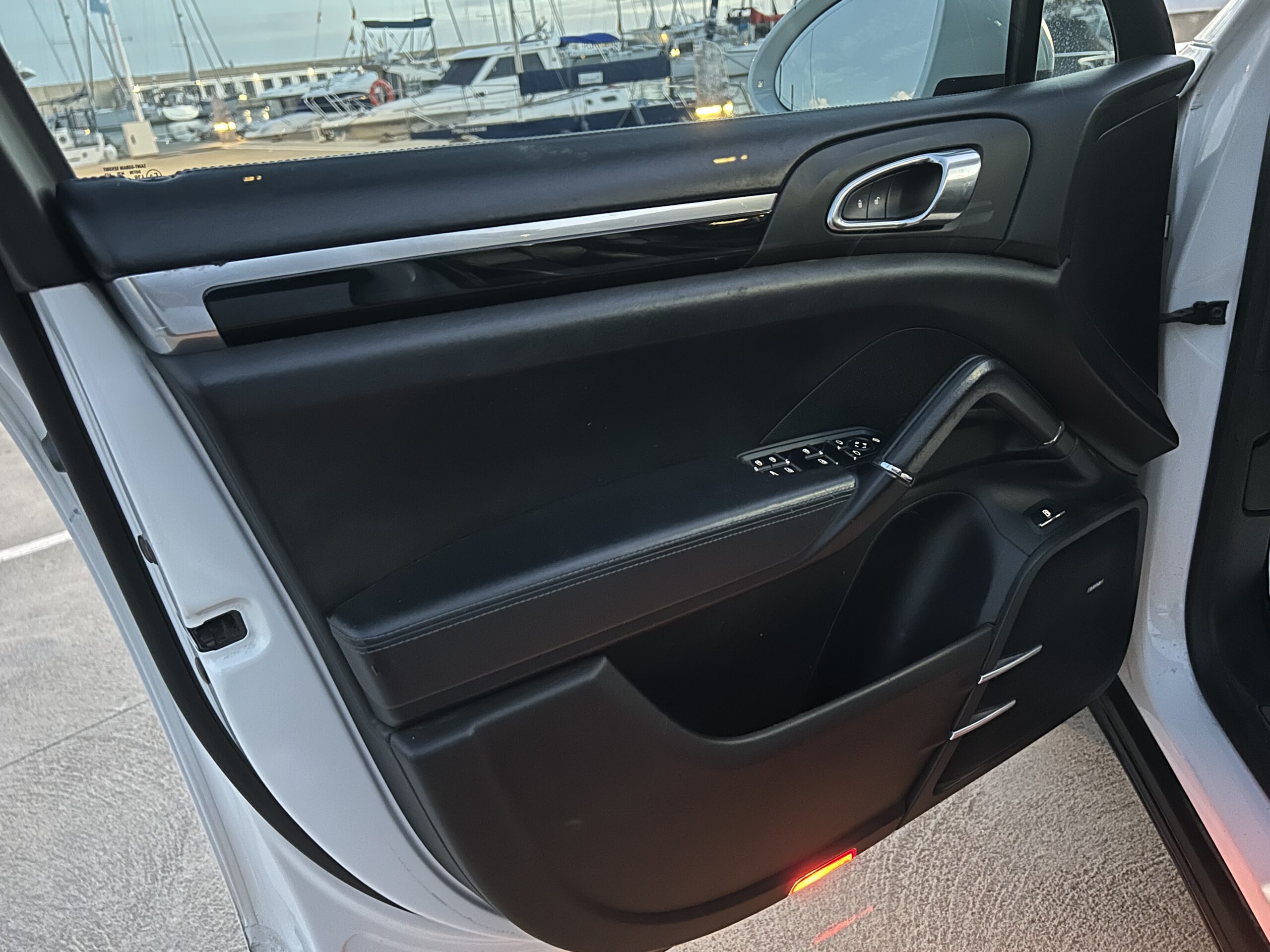 Porsche Cayenne S E-Hybrid 3.0 V6 416cv Platinum Edition 2017-Disponible Actualmente- - Imagen 13