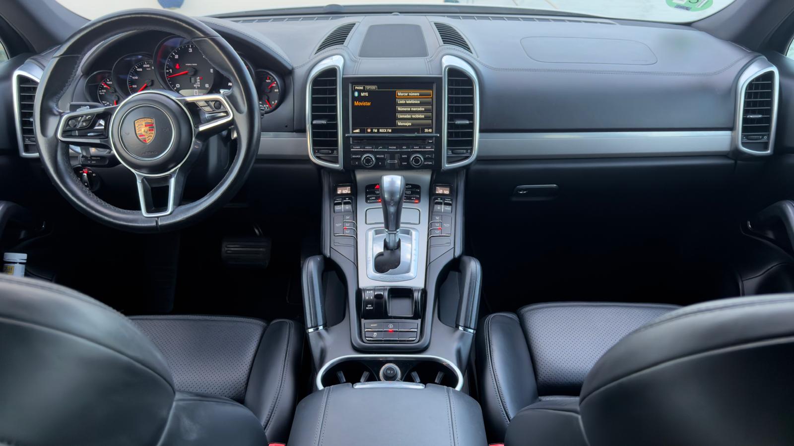 Porsche Cayenne D 3.0 v6 Mk4 Tiptronic S (262cv)-Disponible actualmente- - Imagen 17