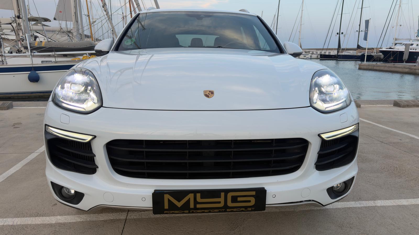 Porsche Cayenne D 3.0 v6 Mk4 Tiptronic S (262cv)-Disponible actualmente- - Imagen 2